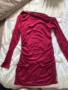Women's Long-Sleeve Ruched Burgundy Dress